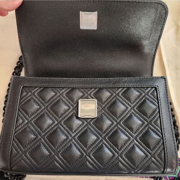 Tory Burch Small Fleming Convertible Shoulder Bag - Picture 8 of 12